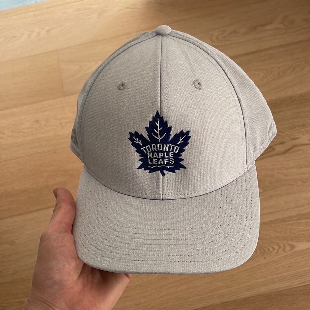 maple leafs official adidas golf snapback hat